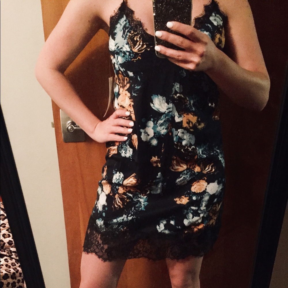 Tobi NWT Slip Dress - Picture 4 of 4